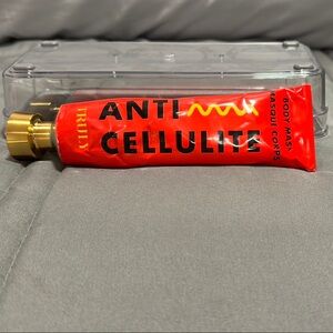 Red Anti-Cellulite Body Mask